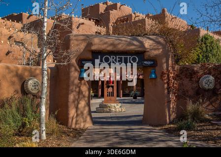 Inn and Spa at Loretto, Luxushotel am Old Santa Fe Trail, Santa Fe, New Mexico, USA. Stockfoto