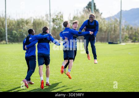 Oliva, Spanien. Januar 2026. Gents Spieler wurden während des Wintertrainings der belgischen Fußballmannschaft KAA Gent am Dienstag, den 6. Januar 2026 in Oliva, Spanien, dargestellt. BELGA FOTO JASPER JACOBS Credit: Belga News Agency/Alamy Live News Stockfoto