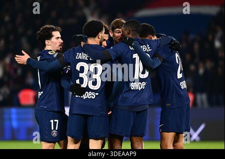 Paris, Frankreich. Januar 2026. Während des Pariser Derbys zwischen PSG und PFC im Parc des Princes am 4. Januar 2025. - 04/01/2026 - France/Ile-de-France (Region)/Paris - Julien Mattia/Le Pictorium Credit: LE PICTORIUM/Alamy Live News Stockfoto