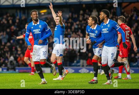 Ibrox Stadium, Glasgow, Großbritannien. Januar 2026. Emmanuel Fernandez von Rangers von Rangers feiert, nachdem er den Ball anführt und in der 11. Minute trifft, um es 1-0 zu Rangers Credit: Action Plus Sports/Alamy Live News zu schaffen Stockfoto