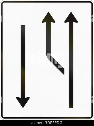 Deutsches Straßenschild: Geschwindigkeit auf der zweiten Spur beginnt. Gegenverkehr wird angezeigt. Stockfoto