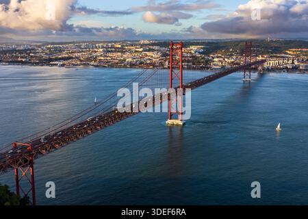 Vasco da Gama Brücke, Lissabon, Portugal Stockfoto