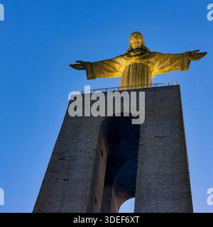 Das Heiligtum Christi des Königs; Portugiesisch: Santuário de Cristo Rei; Lissabon, Portugal Stockfoto