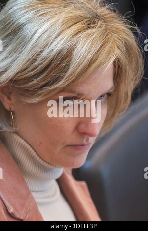 Namur, Belgien. Januar 2026. Ecolo Celine Tellier auf einer Plenartagung des wallonischen Parlaments in Namur am Mittwoch, den 7. Januar 2026. BELGA FOTO BRUNO FAHY Credit: Belga News Agency/Alamy Live News Stockfoto