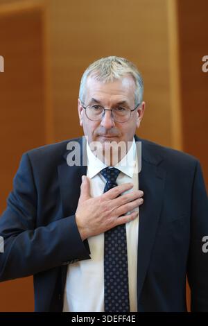 Namur, Belgien. Januar 2026. Pierre-Yves Jeholet, Vizepräsident und wallonischer Minister für Wirtschaft, Beschäftigung, Industrie und Ausbildung, Bild auf einer Plenartagung des wallonischen Parlaments am Mittwoch, den 7. Januar 2026 in Namur. BELGA FOTO BRUNO FAHY Credit: Belga News Agency/Alamy Live News Stockfoto