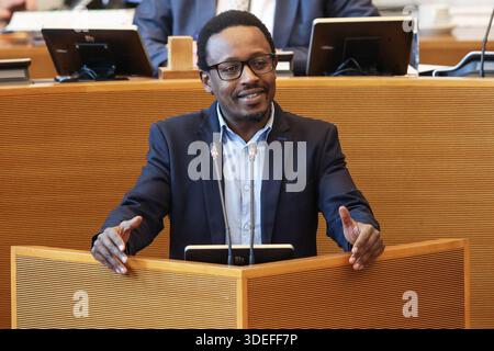 Namur, Belgien. Januar 2026. PTB Germain Mugemangango, Bild auf einer Plenartagung des wallonischen Parlaments am Mittwoch, den 7. Januar 2026 in Namur. BELGA FOTO BRUNO FAHY Credit: Belga News Agency/Alamy Live News Stockfoto