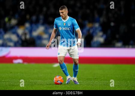 Neapel, Italien. Januar 2026. Alessandro Buongiorno von SSC Napoli während des Spiels Serie A Enilive zwischen SSC Napoli und Hellas Verona FC im Stadio Diego Armando Maradona am 7. Januar 2026 in Neapel Credit: Giuseppe Maffia/Alamy Live News Stockfoto
