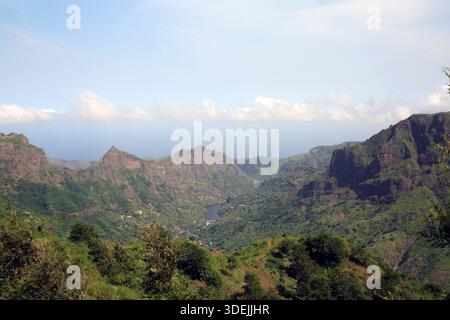 Picos oder Berge auf der Insel Santiago, Cabo Verde, Kap Verde Inseln, Cap Vert Stockfoto