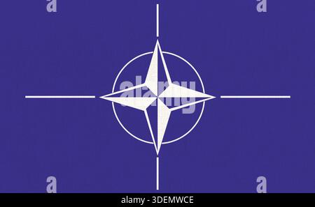 Flagge der NATO (Nordatlantikvertrags-Organisation). Die NATO ist ein internationales militärisches Bündnis, das ein System kollektiver Sicherheit darstellt. NATO-Flagge auf f Stockfoto