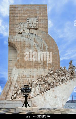 Denkmal der Entdeckungen / Padrão dos Descobrimentos in der Pfarrei Santa Maria de Belém, Lissabon / Lisboa, Portugal Stockfoto