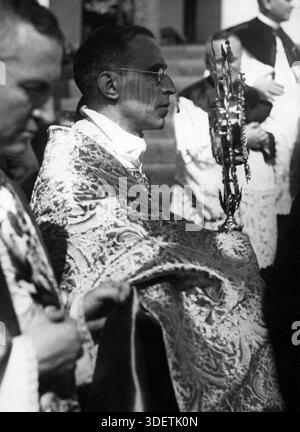 Eugenio Maria Giuseppe Giovanni Pacelli zum Katholiken-Tag in Magdeburg. [Automatisierte Übersetzung] Stockfoto