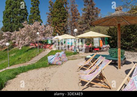 Beach Club STR, Stadtstrand Stuttgart, Bad Cannstatt, Stuttgart, Baden-Württemberg Deutschland Stockfoto