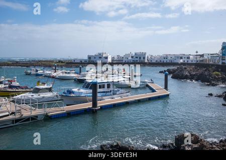 Das Küstendorf Orzola in der Region Haria im Norden Lanzarotes Stockfoto