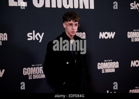 ROM, ITALIEN - 08. JANUAR: Mattia Cozzolino nimmt am 8. Januar 2026 am Fotogespräch „Gomorra - Le Origini“ im Space Cinema Moderno in Rom Teil Stockfoto