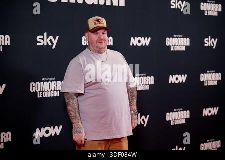 ROM, ITALIEN - 08. JANUAR: Jake La Furia nimmt am 8. Januar 2026 am Fotogespräch „Gomorra - Le Origini“ im Space Cinema Moderno in Rom Teil. ( Stockfoto