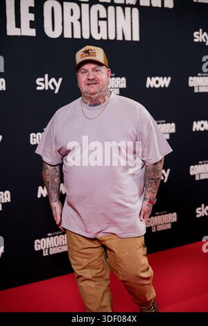ROM, ITALIEN - 08. JANUAR: Jake La Furia nimmt am 8. Januar 2026 am Fotogespräch „Gomorra - Le Origini“ im Space Cinema Moderno in Rom Teil. ( Stockfoto