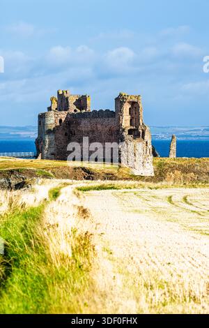 Ruinen von Tantallon Castle, North Berwick, East Lothian, Schottland, Großbritannien Stockfoto