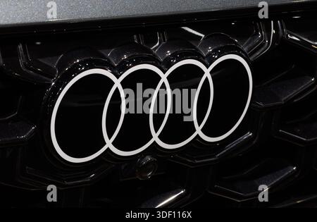 Brüssel, Belgien Januar 2026. Audi-Logo bei der Presseeröffnung der 102. Ausgabe des Brüsseler Automobilsalons auf der Messe Brüssel am Freitag, den 09. Januar 2026, in Brüssel. Die Brussels Motors Show ist vom 09. Bis 18. Januar 2026 für die Öffentlichkeit geöffnet. BELGA FOTO BENOIT DOPPAGNE Credit: Belga News Agency/Alamy Live News Stockfoto