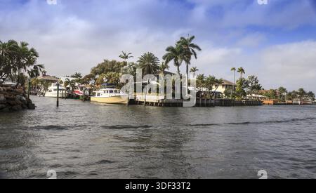 Der Hillsboro Inlet Waterway führte zum Hillsboro Beach in Pompano Beach, Florida Stockfoto