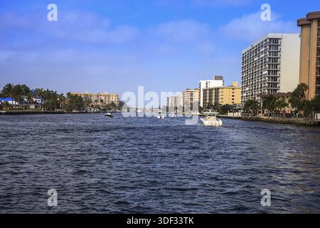 Der Hillsboro Inlet Waterway führte zum Hillsboro Beach in Pompano Beach, Florida Stockfoto