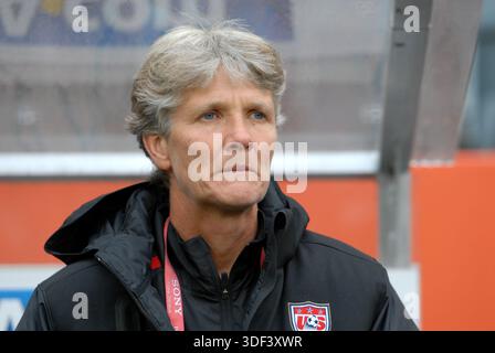 Fußball - Frauen-Weltmeisterschaft 5-7-11 Frankreich USA Mönchengladbach Deutschland Trainer USA Pia Sunghage Stockfoto