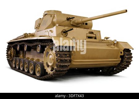 Deutscher Panzer III Ausf.M mittlerer Panzer mit 50-mm-Hauptgewehr mit WüstenCamouflage, Panzerfahrzeug aus dem Zweiten Weltkrieg Stockfoto