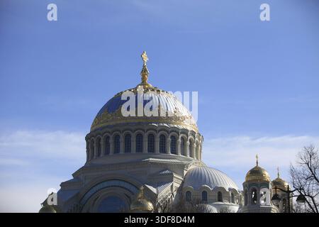 Fragment der Marine Kathedrale St. Nikolauskirche, ein Denkmal für die Toten Seeleute je. Kronstadt, gebaut im Jahre 1913 von dem Architekten Wassili Kosyako Stockfoto