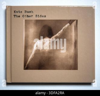 CD of the Other Sides, ein Kompilationsalbum von Kate Bush, das 2019 veröffentlicht wurde Stockfoto