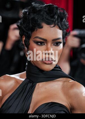 Teyana Taylor geht auf dem roten Teppich bei den 83. Jährlichen Golden Globe Awards, die am 11. Januar 2026 im Beverly Hilton Hotel in Beverly Hills, KALIFORNIEN, stattfanden. (Foto: Sthanlee Mirador/SIPA USA) Stockfoto