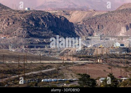 Dramatische Berglandschaft im industriellen Bergbau Stockfoto
