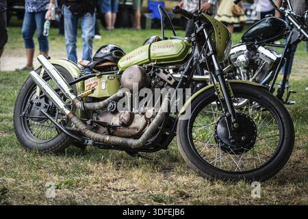 DIEDERSDORF, DEUTSCHLAND - 21. AUGUST 2021: Das Motorrad Harley Davidson XLR1000. Die Ausstellung der US Car Classics Stockfoto