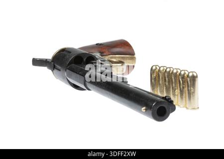 Alte Revolver auf einem isolierten studio Hintergrund Stockfoto