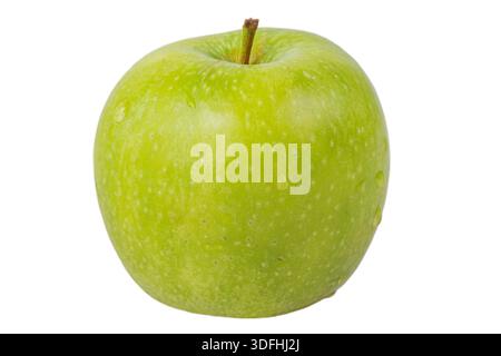 Reifer grüner Apfel mit isolierten Wassertropfen Stockfoto