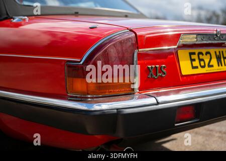 1975 Jaguar XJS V12 klassischer britischer Cabriolet als Ersatz für den E Type Stockfoto