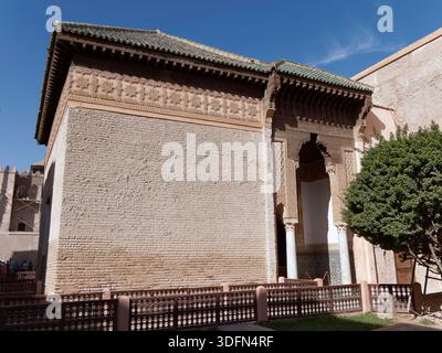 östliches Mausoleum - Qubba von Lalla Mas'uda, Saadische Gräber - historische königliche Nekropole, Marrakesch, Marokko, Nordafrika, UNESCO-Weltkulturerbe Stockfoto