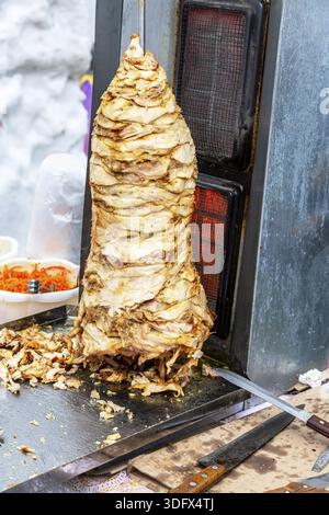 Döner ist eines das beliebteste Fast-Food-Gericht in nahöstlichen Ländern Stockfoto