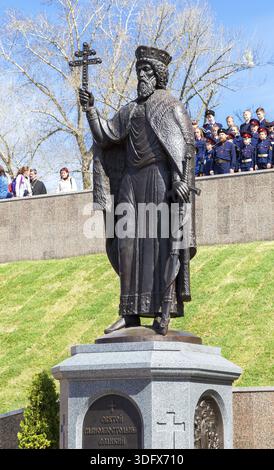 Samara, Russland - 6. Mai 2018: Denkmal der Heiligen Sophia Prinz Wladimir in der Nähe der Kathedrale der Weisheit Gottes Stockfoto