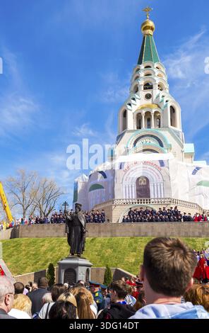 Samara, Russland - 6. Mai 2018: die Zeremonie der Eröffnung eines Denkmal der Heiligen Sophia Prinz Wladimir in der Nähe der Kathedrale der Weisheit Gottes Stockfoto