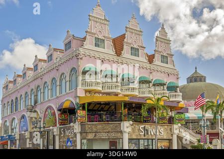 Farbenfrohe Gebäude, Oranjestad, Aruba, West Indies Stockfoto