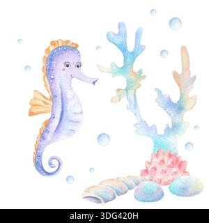 Lila Seepferdchen Charakter in Unterwasserszene mit blau beige rosa Korallen, Muscheln, kleinen Steinen und Blasen. Ocean Kingdom Clipart. Handgezogenes Wasser Stockfoto