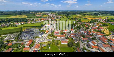 Die Gemeinde Gerolsbach im oberbayerischen Kreis Pfaffenhofen an der ILM von oben Luftbild der Ortschaft Gerolsbach in der Metropolregion München Gero Stockfoto