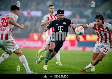 KÖLN - 14. Januar 2026: Serge Gnabry, 1. Bundesliga-Fußball-Spiel 1. FC Köln gegen FC Bayern München. Im Rhein Energie Stadion Stockfoto