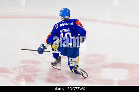 Kloten, Schweiz, 21. November 2025: #10 Brandon Gignac, Stürmer EHC Kloten. (Foto: Andreas Haas/dieBildmanufaktur) Stockfoto