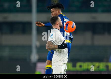 Geschenk Orban von Hellas Verona FC während des Fußballspiels zwischen Hellas Verona FC und SS Lazio, MD20 der Serie A Enilive italienische Fußballmeisterschaft 2025 Stockfoto