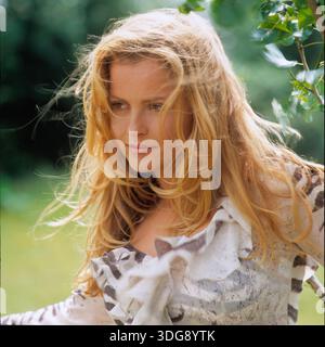 LUMENPHOTO.NL - 1999 - NEDERLAND - Fatima Moreira de Melo ist een Nederlands Oud-hockeyspeelster en pokeraar. ZE ist tevens bekend als präsentatrice, actrice en zangeres. Foto: Govert de Roos/Lumen, volledige naamsvermelding ist verplicht. (AUS: Belgien, Frankreich, Deutschland, Niederlande, Schweiz, Vereinigtes Königreich.) Stockfoto