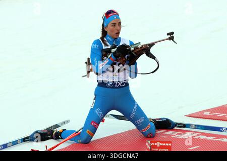 RUHPOLDING, DEUTSCHLAND - 16. JANUAR: Auf dem Schießstand, VITTOZZI, Lisa (ITA, #52) beim 7,5km-SPRINT DER FRAUEN beim BMW IBU World Cup Biathlon Ruhpolding am 16. Januar 2026 in Ruhpolding. Stockfoto