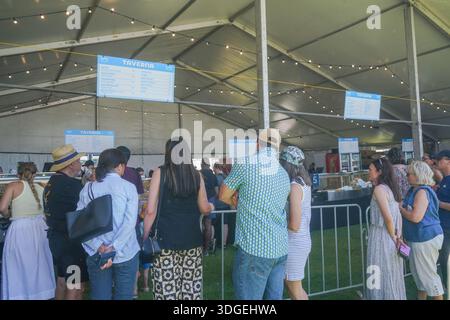 Adelaide Australien 17 Januar 2026 . Das griechische Kulturfestival im Semaphore Adelaide mit Unterhaltung, Live-Musik und traditionellem Essen Credit Headpix/Alamy Live News Stockfoto