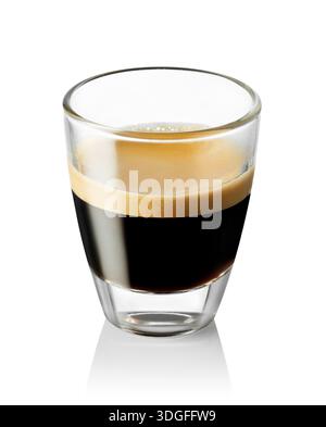Espresso-Kaffee isoliert auf weißem Hintergrund mit Schnittpfad Stockfoto