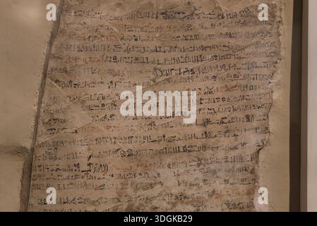 Details des Sinuhe-Ostrakons, altägyptische Hieroglyphen, Oxford, Großbritannien Stockfoto