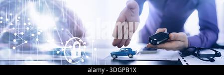 Der Versicherungsvertreter unterschreibt ein Dokument. Kfz-Versicherung. Kfz-Versicherung. Formulare zur Registrierung des Vertrags. Stockfoto